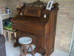 Prachtig ouderwets harmonium