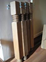 Massief grenen eettafel + 4 stoelen