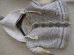babyvest bij snuffelschuurdepompoen