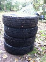 set (4x) goede wegbanden 205/80 R 16