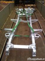 Lr chassis gegalvaniseerd nieuw