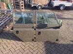 Landrover defender deuren met gesleten ramen