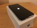 Apple iPhone X SIM FREE / UNLOCKED
