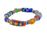 Ghanese armband met bauxiet kralen en glaskralen