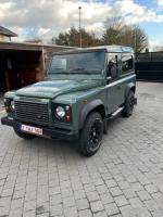 Land Rover Defender 90