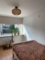 Kamer in een fijn huis beschikbaar voor wande